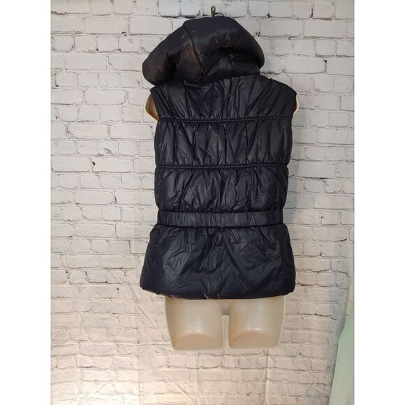 Elsy Junior Size XLarge Black Puffer Vest W/ Removable Hood. - Picture 6 of 7